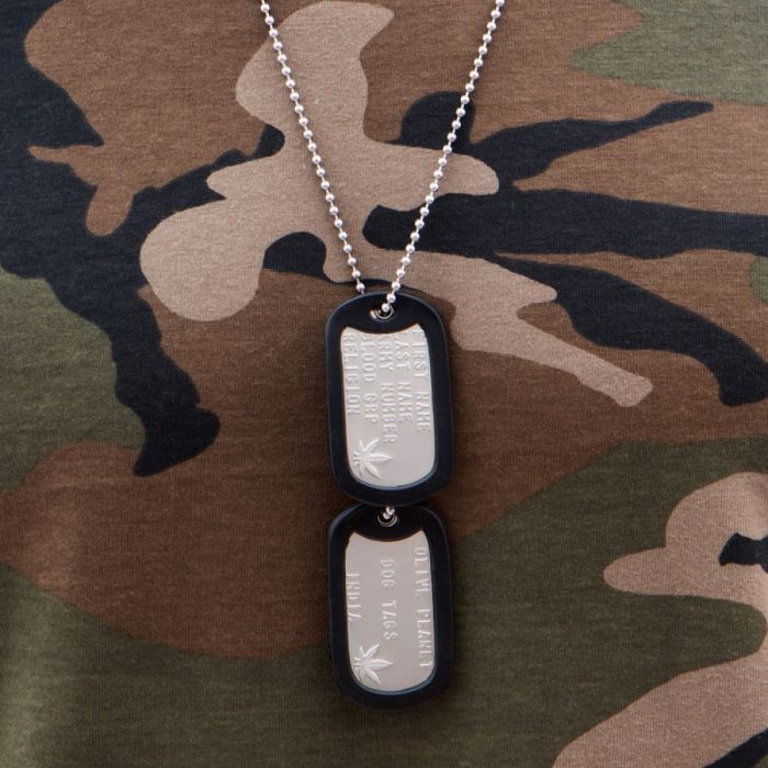 Set Of 2 Personalised Dog Tags - Weed (Cannabis Sataiva Leaf)