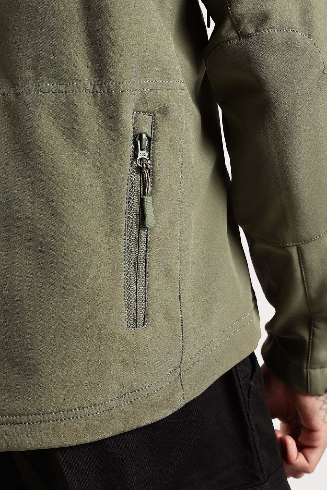 Tactical Softshell Military Jacket with Shoulder Flaps - Olive Green